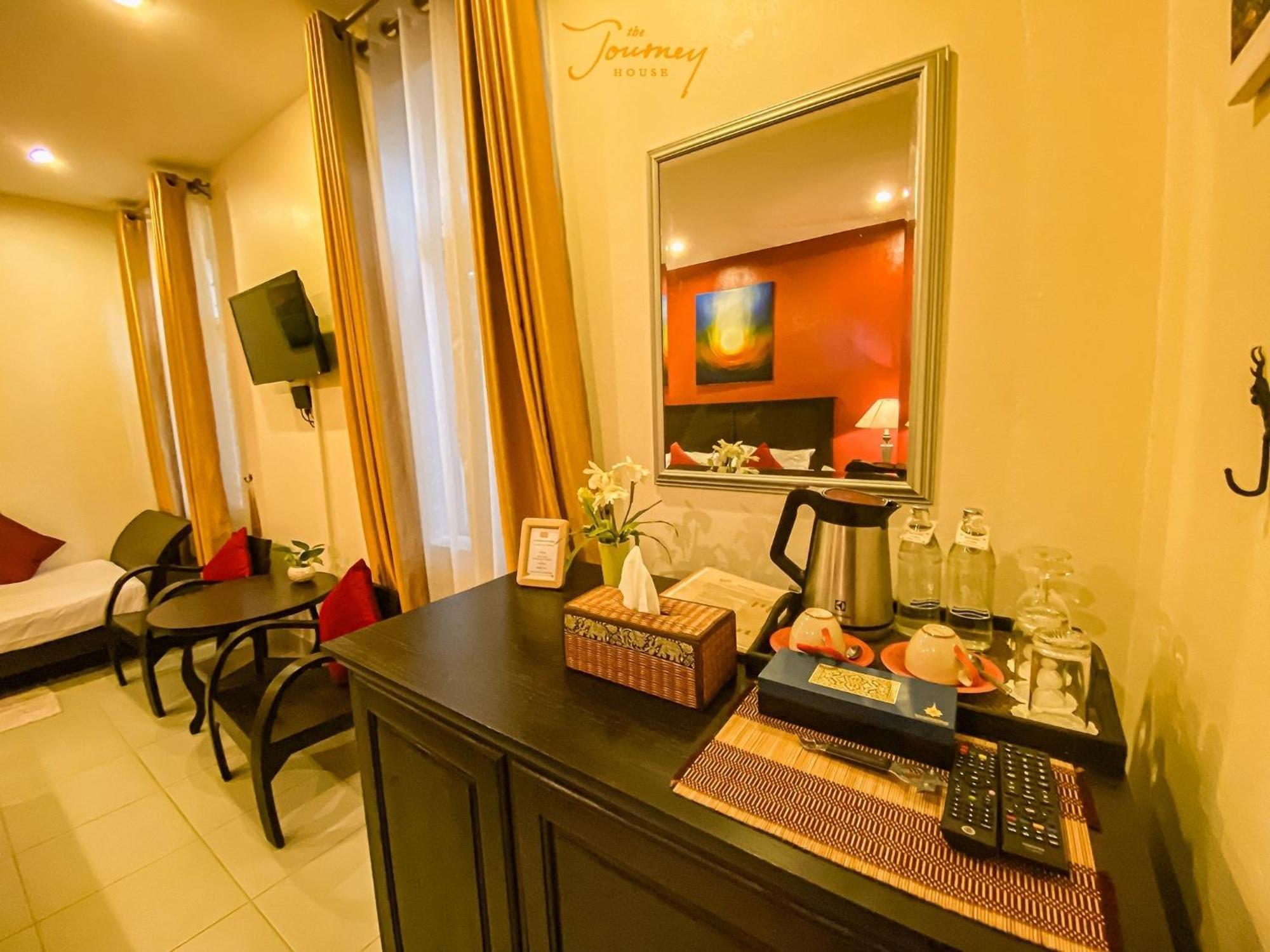 The Journey House Lifestyle Boutique Hotel Kanchanaburi Luaran gambar
