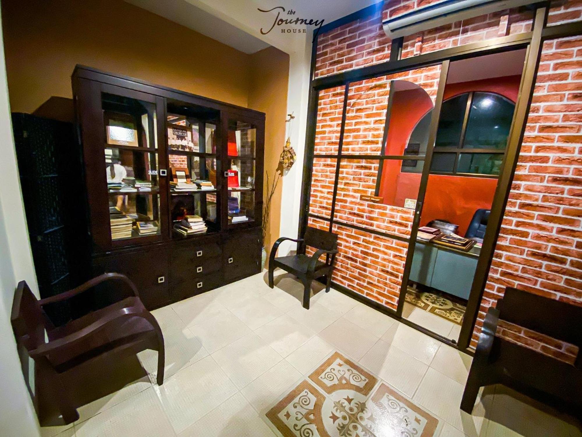 The Journey House Lifestyle Boutique Hotel Kanchanaburi Luaran gambar