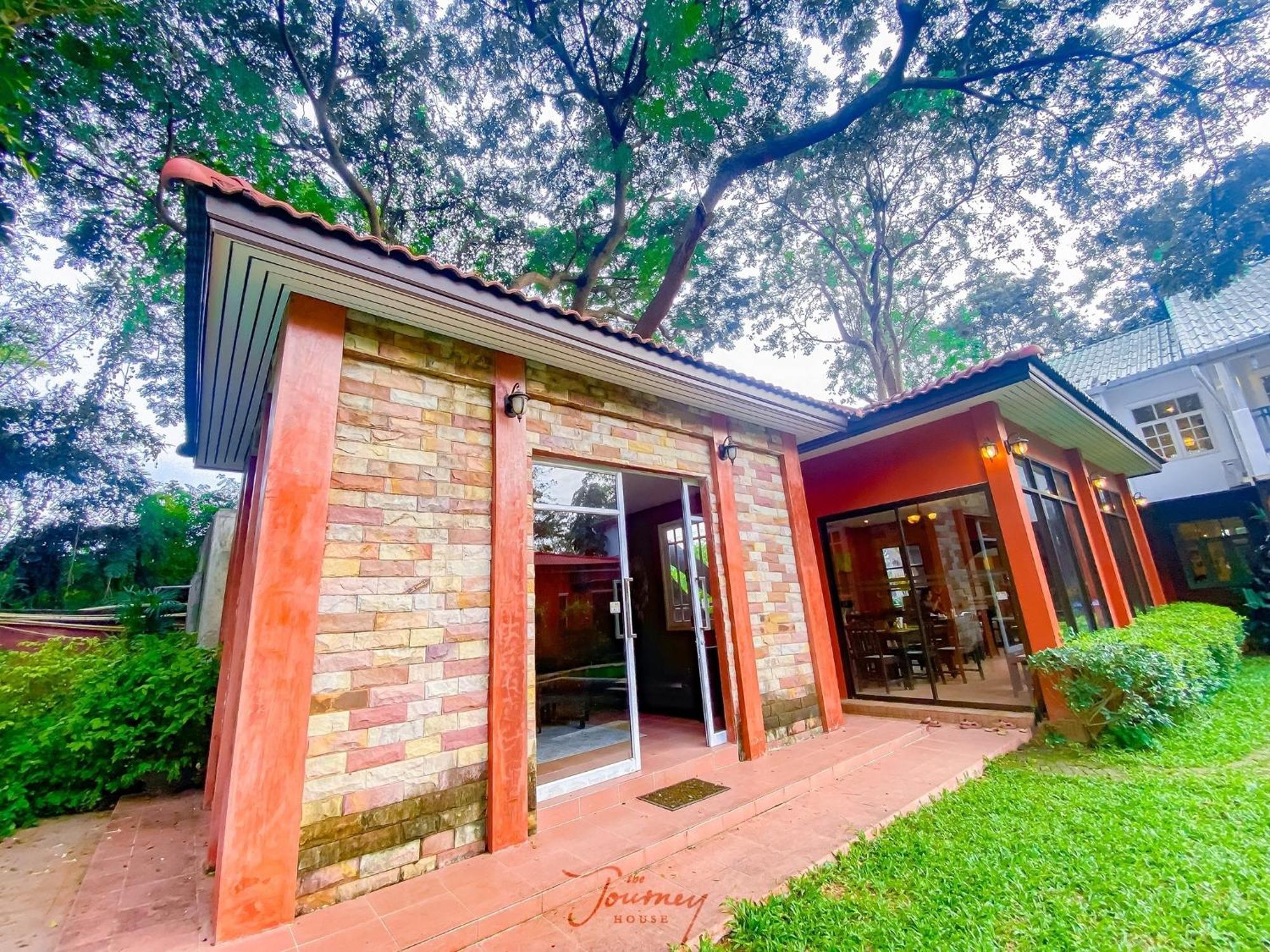 The Journey House Lifestyle Boutique Hotel Kanchanaburi Luaran gambar
