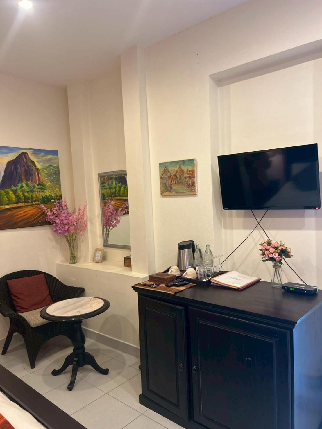 The Journey House Lifestyle Boutique Hotel Kanchanaburi Luaran gambar